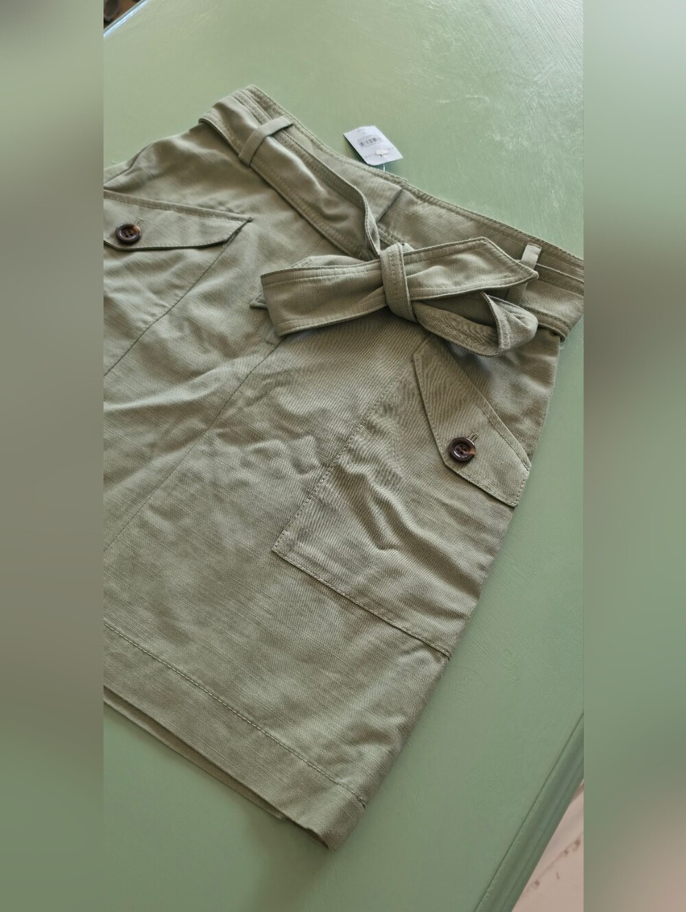 NWT Ann Taylor Petite Sage Green Belted Cargo Mini Skirt - Size 0P - Picture 2 of 5
